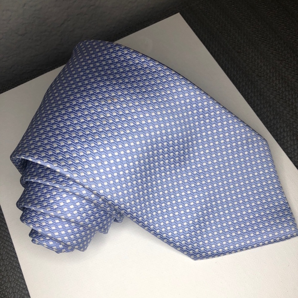 Tie - Picture 2 of 5